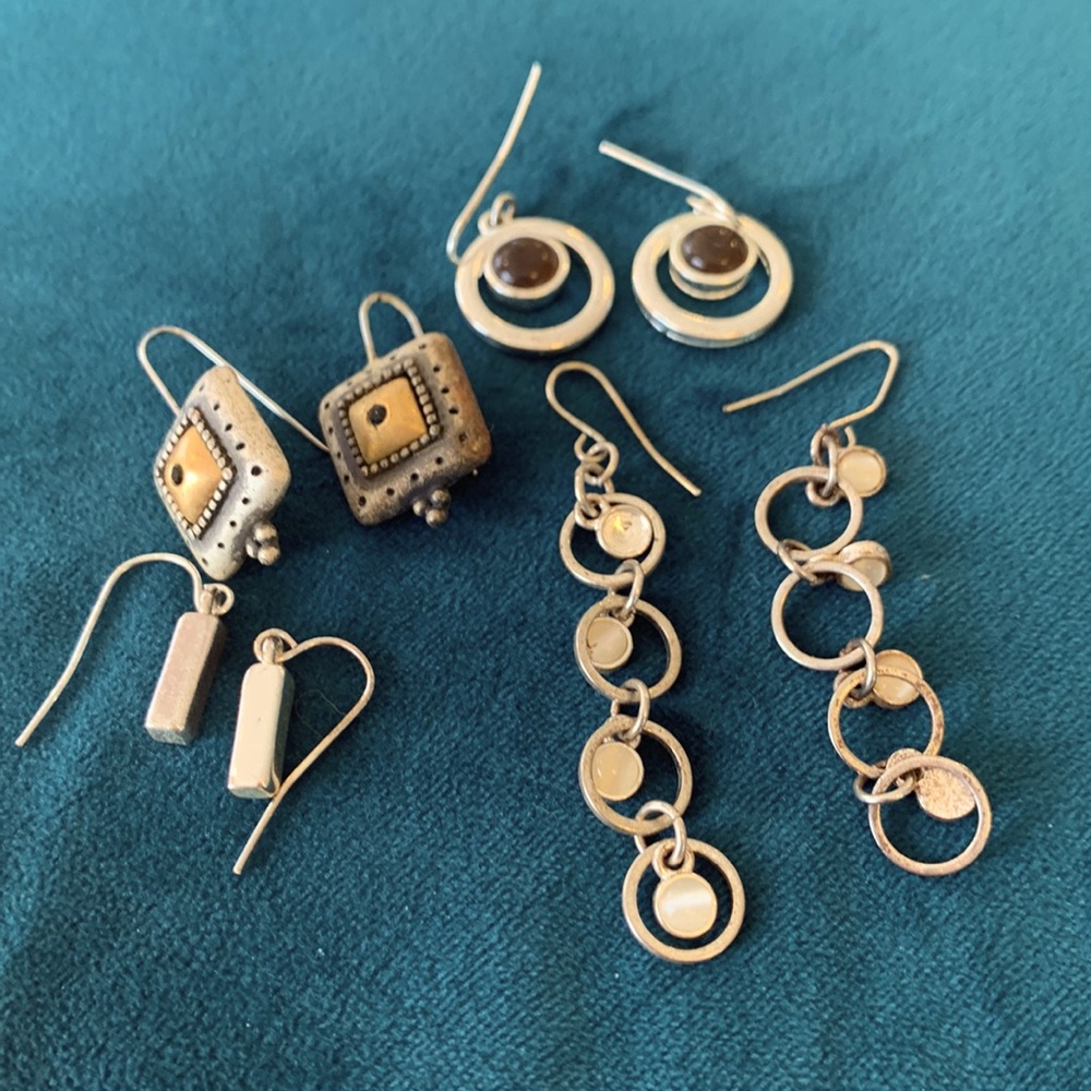 3 for $25 - Lot of 4 pairs of earrings